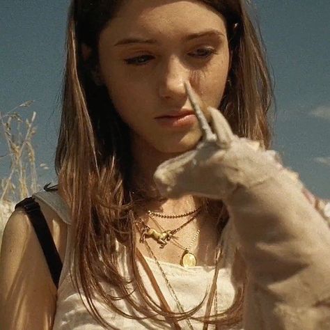 I Believe In Unicorns, Movie Icon, Manic Pixie Dream Girl, Girl Interrupted, Mazzy Star, Alex G, Movies And Series, Sofia Coppola, Film Stills