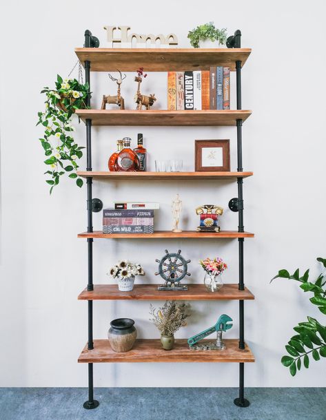 Farmhouse ladder decor