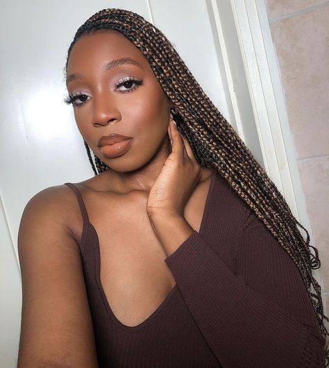 Black And Brown Blended Braids, Brown Highlight Box Braids, Brown Mixed With Black Box Braids, Box Braids Light Brown And Black, Brown Attachment Braids, Brown Box Braids, Pretty Braids, Blonde Box Braids, Goddess Hairstyles