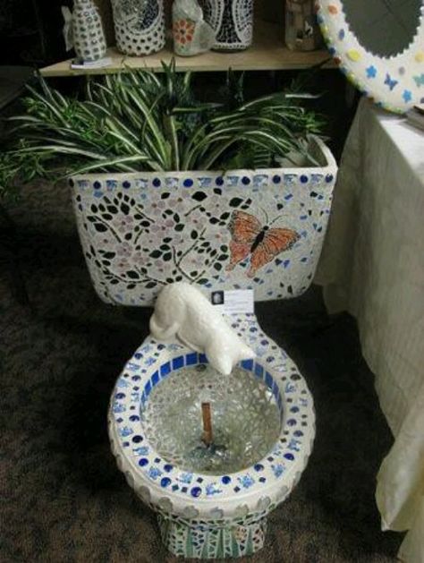 / Recycled Yard Art, Toilet Art, Mosaic Stained, Mosaic Madness, Diy Bird Feeder, Mosaic Garden, Mosaic Projects, Stained Glass Mosaic, Garden Crafts