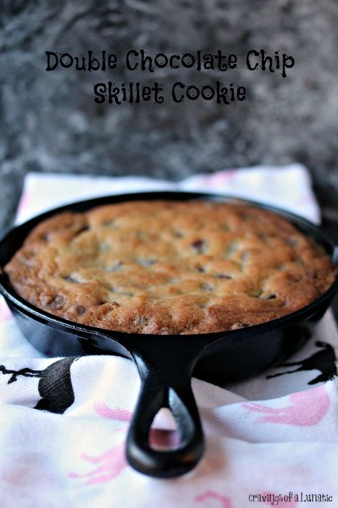 Peanut Butter Skillet Cookie, Cast Iron Skillet Cookie, Chips And Chocolate, Skillet Cookie Recipe, Chocolate Chip Skillet Cookie, Skillet Chocolate Chip Cookie, Iron Skillet Recipes, Skillet Cookie, Cast Iron Skillet Recipes