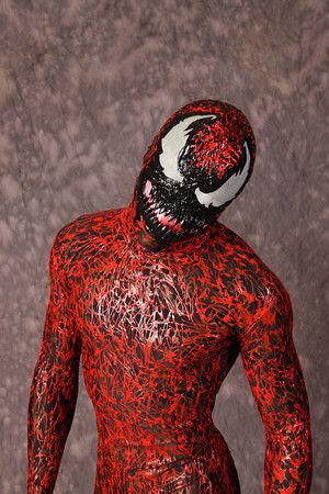 maximum carnage costume by symbiote-x Carnage Makeup, Venom Hd Wallpaper, Scorn Symbiote, Carnage Costume, Scorn Symbiote Art, Knull Symbiote God, Venom Costume, Maximum Carnage, Living Statue