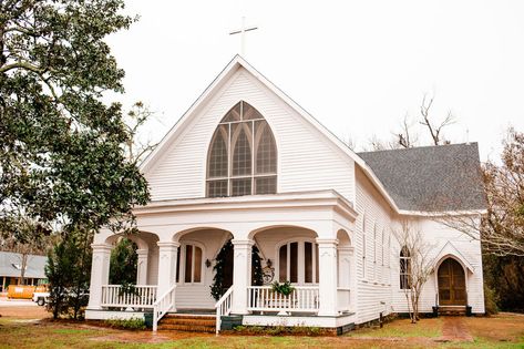 7 Beautiful Wedding Venues in Baldwin County, Alabama Fairhope Alabama Wedding, Gorgeous Wedding Venues, Mobile Wedding, Fairhope Al, Alabama Travel, Church Weddings, Events Photography, Alabama Weddings, Amazing Video