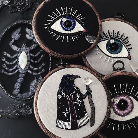 WITCHY QUESTION OF THE DAY: Where do you find your creative inspiration? From dreams, visualization, or simply browsing beautiful artwork on the internet? Question Of The Day, 자수 디자인, Hand Embroidery Art, Embroidery Hoop Art, Hand Embroidery Patterns, Embroidery Inspiration, Hoop Art, Diy Embroidery, Embroidery And Stitching