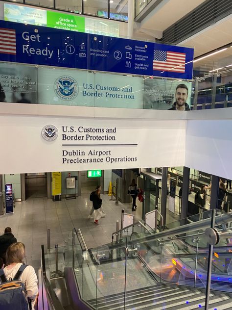 Welcome To The Usa Sign Airport, Welcome To Usa Sign Airport, American Airport, Usa Visa, Life In Usa, Fairfax County Virginia, Instagram Direct Message, Airport Signs, Call With Boyfriend Screen