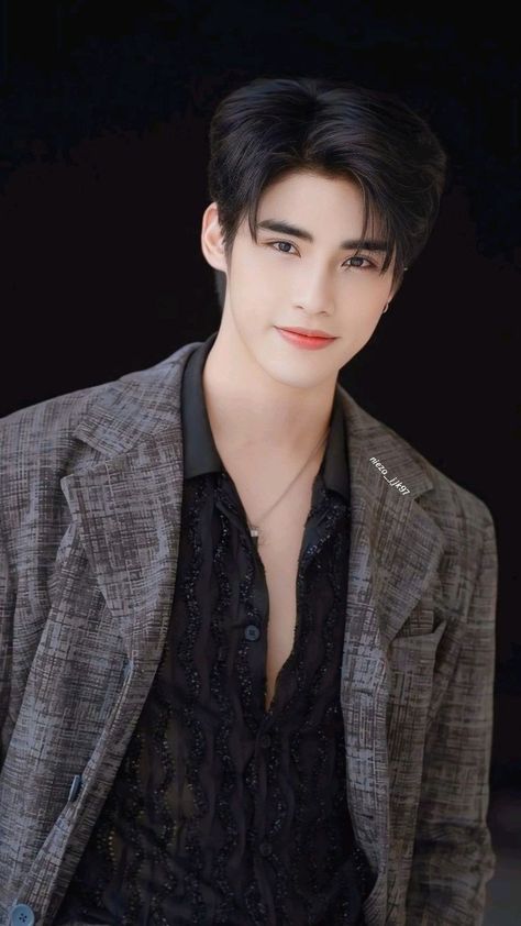 Poom Phuripan, Thai Guys, Artis Thailand, Boss Chaikamon, Bts Aesthetic Pictures, Thai Actors, Thai Drama, Asian Actors, Body Health