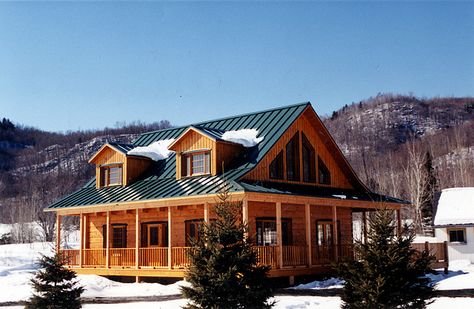 Log home with green tin roof and wrap around porch. Green Tin Roof, Green Metal Roof, Log Cabin Living, Log Cabin Ideas, Log Home Decorating, Cabin Exterior, Roof Architecture, Metal Roofing, Cabin Living