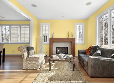 Butter yellow living room Yellow Living Room Paint, Interior Paint Ideas, Popular Living Room Colors, Popular Interior Paint Colors, Interior House Paint Colors, Big Houses Interior, Interior Design Living Room Warm, Best Interior Paint, Popular Living Room