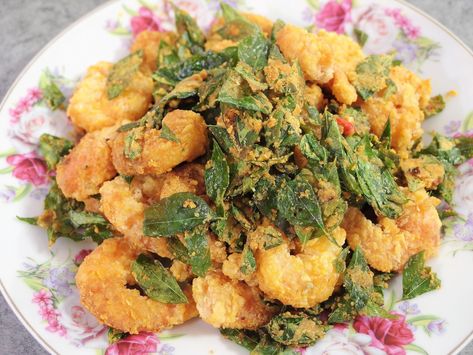 Salted Egg Shrimp, Egg Powder, Egg Tofu, Egg Food, Salted Egg Yolk, Cooking For 2, Prawn Recipes, Salted Egg, Recipes Asian