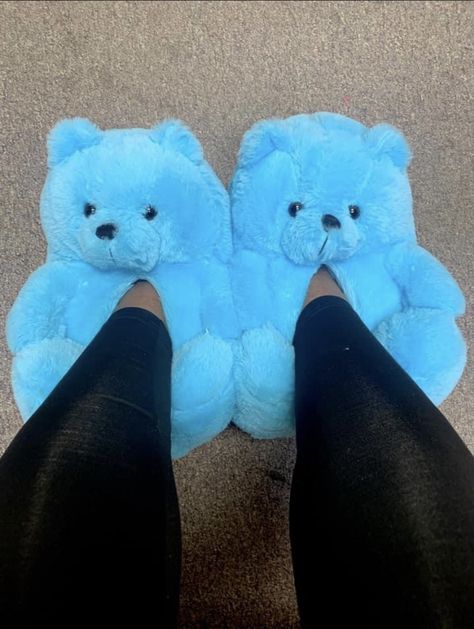 Bedroom Shoes Women, Baddie Slippers, Teddy Bear Slides, Girl Christmas Party, Bear House Shoes, Teddy Bear House Shoes, Besr Slippers, Bear Slides, Blue Bear Slippers