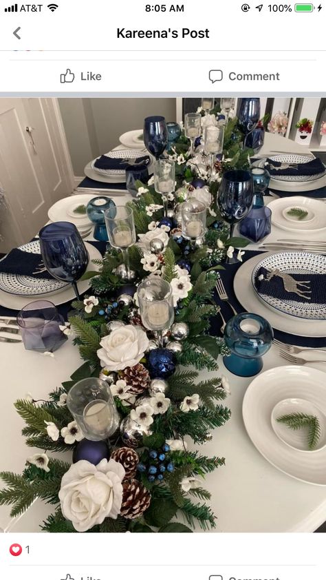 Blue Christmas Dinner Table, Blue Christmas Tablescapes, Dinner Table Set Up, Christmas Dinner Table Settings, Christmas Dinner Table, Winter Color Palette, Dinner Table Setting, Table Set Up, Christmas Tablescapes