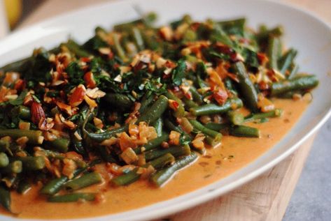 Indian Style Green Beans, Green Bean Indian Recipes, Green Beans Curry Indian, Green Beans Indian Recipe, Long Beans Recipe Indian, Indian Green Beans Recipe, Masala Beans, Indian Green Beans, Indian Beans