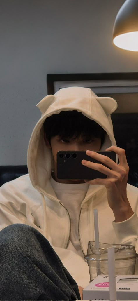 Cute Zip Up Hoodie, Crappy Day, Moa Diary, Taehyun Hueningkai, Txt Soobin, Beomgyu Taehyun, Choi Soobin, T X T, App Icon Design