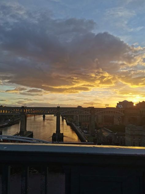 Newcastle, sunsets, bridges, sunset hour, Newcastle bridge, city aesthetic, sunset photography, tyne bridge, summer, sunset season, river, golden hour Newcastle Bridge, Sunset Season, Tyne Bridge, Bridge Sunset, City Sunset, Bridge City, Sunset City, Aesthetic Sunset, Sunset Aesthetic