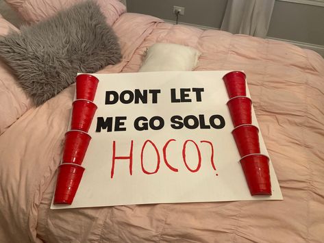 Hoco Poster Ideas, Hoco Posters, Homecoming Poster, Homecoming Poster Ideas, Cute Homecoming Proposals, Homecoming Posters, Benson Boone, Dance Poster, Going Solo