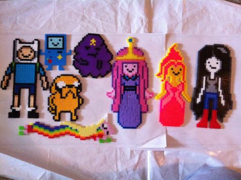 Adventure Time Marceline, Perler Art, Motifs Perler, Ice King, Diy Perler Beads, Beaded Cross Stitch, Pixel Art Pattern, Diy Crafts To Do, Perler Beads Designs