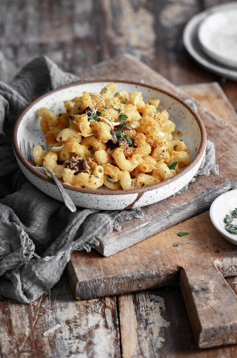 Creamy butternut squash mac and cheese made with sage, mushrooms, and onions. A delicious baked pasta with two different cheese and a bread crumb topping. #butternutsquash #macandcheese #creamymacandcheese #bakedmacandcheese #twocupsflour Creamy Baked Mac And Cheese, Squash Mac And Cheese, Butternut Squash Mac, Butternut Squash Mac And Cheese, Creamy Butternut Squash, Mushrooms And Onions, Butternut Squash Puree, Baked Pasta, Creamy Mac And Cheese