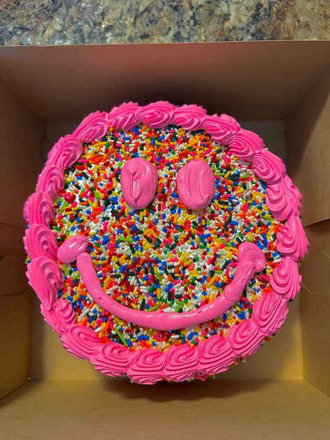 Birthday Themes Preppy, Preppy Birthday Party Cake, Birthday Ideas 12th Girl, 12th Birthday Ideas For A Girl, Birthday Ideas 11 Girl, 11 Birthday Ideas, Girls 12th Birthday Party Ideas, Birthday Cakes For 11 Year Girl, Cute Cake Ideas Birthdays