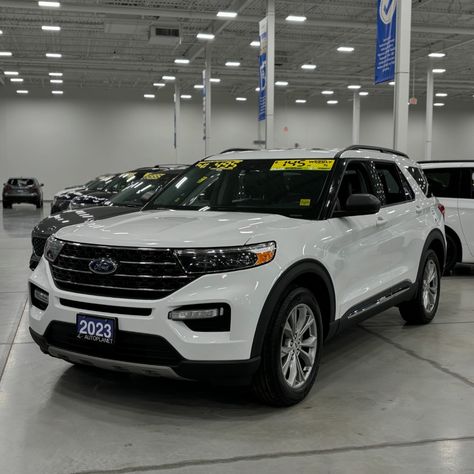 Which colour would you go for ? Ford explorers are safe for families! #FordExplorer #UsedFordExplorerDurham #FordExplorerForSaleOshawa White Ford Explorer, 2016 Ford Explorer, Ford Suv, Ford Explorer, Vision Board, Suv, Ford, Cars, White