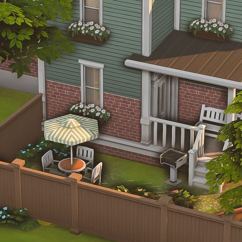 𝐓𝐇𝐄 𝐆𝐎𝐋𝐃𝐄𝐍 𝐀𝐆𝐄 - 𝐁𝐔𝐈𝐋𝐃𝐒 | Base game suburban 🏡 | noCC 🛠️ packs used: Base game 🏷️: @ea @thesims #sccregram #thesims #sims #eacreatornetwork #eagamechangers… | Instagram Sims 4 Backyard Ideas Base Game, Sims 4 Base Game House, Sims 4 House Plans, Sims 4 Build, Sims 4 Houses, The Golden Age, Sims House, The Sims4, Golden Age