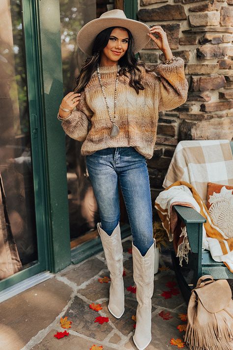 Cowgirl Style Outfits Winter, Winter Rodeo Outfit, Winter Western Outfits Women, Fall Long Sleeve Fringe Sweater, Winter Cowgirl Outfit, Western Style Brown Knee-high Boots For Fall, Bohemian Brown Long Sleeve Sweater, Winter Western Outfits, Brown Fringe Sweater