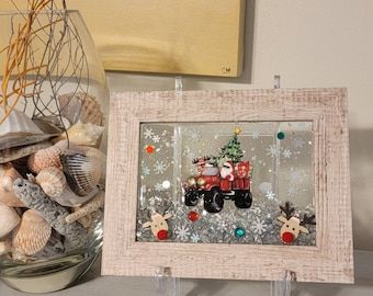 Shersbeachycreations - Etsy Light Up Bottles, Group Crafts, Glass Art Projects, Crushed Glass, Christmas Frames, Diy Resin Art, Fall Crafts Diy, Art Kit, Resin Diy