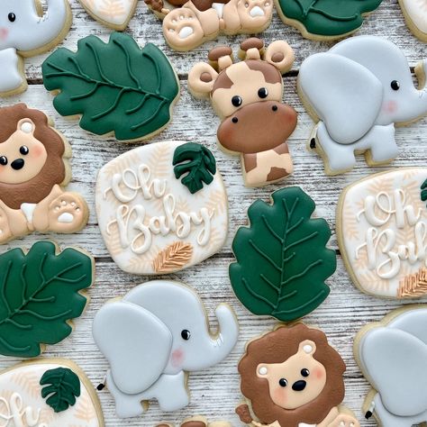 Safari Baby Shower Food Ideas, Jungle Baby Shower Food, Safari Shower Ideas, Wild Baby Shower, Safari Baby Shower Boy, Lion Baby Shower, Safari Cookies, Jungle Safari Baby Shower, First Birthday Cookies