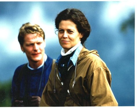 Gorillas In The Mist, Sigourney Weaver, The Mist, Mist, Actors