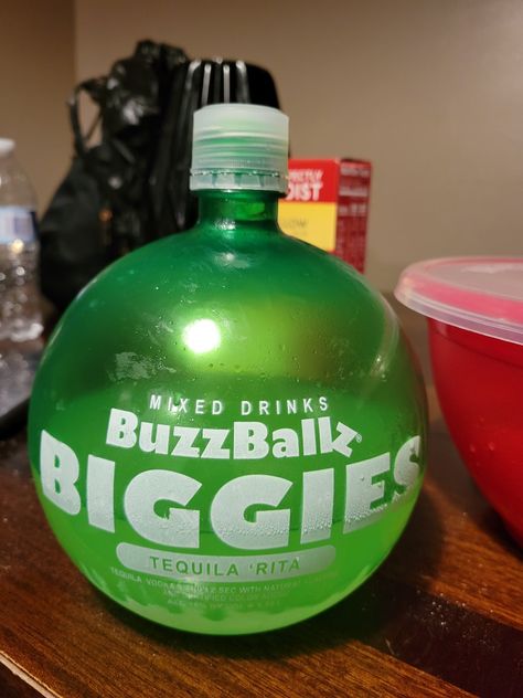 Biggies Buzz Ball Drink, Buzzballz Fake Story, Buzz Balls Drink, Buzz Ball, Finsta Ideas, Hood Life, Mint Green Wallpaper Iphone, Cocktail Party Drinks, Mexico Wallpaper