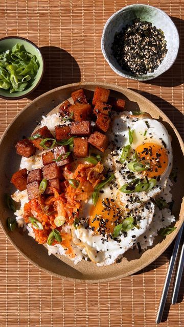 Spam Bowl Recipes, Spam And Rice Bowl, Spam Bowl, Spam Rice Bowl, Spam Egg And Rice Bowl, Spam Eggs And Rice, Kimchi And Eggs, Spam And Rice, Fried Rice With Spam And Egg