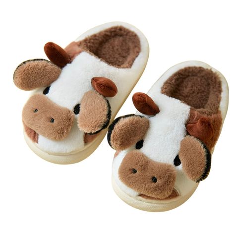 PRICES MAY VARY. 【Pantofole Calde in Peluche】 hai bisogno di un paio di pantofole calde e comode per quelle rilassanti giornate invernali. Le pantofole di mucca in peluche mantengono i piedi sempre caldi e il morbido peluche è così delicato sulla pelle che puoi indossarle a piedi nudi o con i calzini. 【Design Carino】 le pantofole a forma di mucche sono molto carine e molto popolari tra le ragazze. Il miglior regalo per bambini, nipoti, amici e fidanzate! 【Taglie per Adulti e Bambini】 Sono disponibili diversi colori e taglie, taglie tra 24-44. Adatto per tutti i tipi di occasioni, che si tratti di dopo la corsa, dopo il fitness o passeggiate, shopping, viaggi, passeggiate con il cane, puoi indossare questo paio di carine pantofole sportive. 【Fondo Antiscivolo】 le nostre pantofole con suola