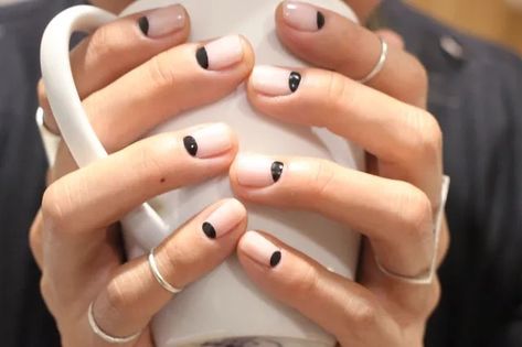 Minimal Manicure, Pedicure Ideas, Minimal Nails Art, Moon Nails, Minimal Nails, Cute Gel Nails, Moon Shape, Get Nails, Pink Style