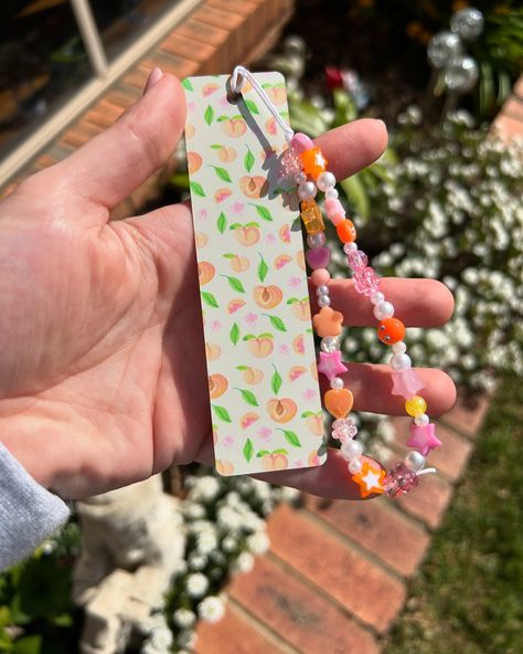 Excited to announce my new sublimation beaded bookmarks! Each one is uniquely designed and perfect for marking your spot in style. Available now—check them out on my shop! 💫✨ #HandmadeBookmarks #SublimationArt #BeadedBookmarks #UniqueDesigns #CreativeGifts #SupportSmallBusiness #BookmarkLovers #ShopLinkInBio #createdbykatie Diy Bookmarks Aesthetic, Homemade Bookmark, Bookmarks Aesthetic, Aesthetic Diys, Diy Bookmark, Beaded Bookmarks, Table Scapes, Diy Bookmarks, Bookmarks Handmade