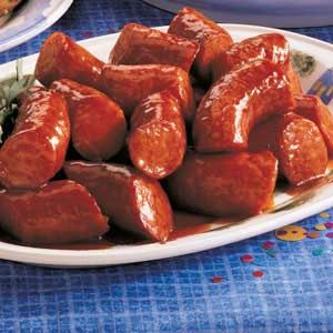 Barbecue Sausage, Farmer Sausage, Grilling Recipes Pork, Smoked Sausage Recipes, Sausage Recipe, Baking Dishes, Barbecue Recipes, Smoked Sausage, Grilled Pork