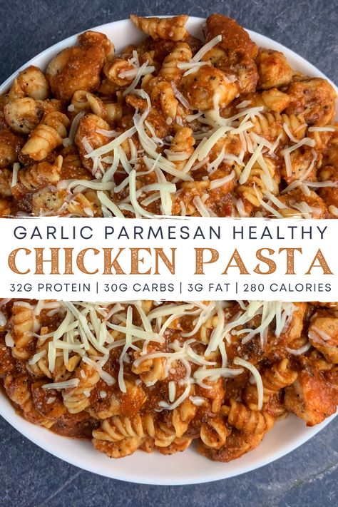 Resep Pasta, Fried Garlic, Healthy Chicken Pasta, Chicken Pasta Recipes Healthy, High Protein Dinner, Healthy Protein Meals, Simple Pasta, Protein Dinner, High Protein Meal Prep