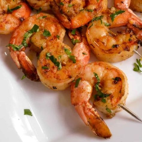 Grilled Shrimp Skewers - Small Town Woman Grilled Shrimp Marinade, Grilled Shrimp Kabobs, Marinated Grilled Shrimp, Shrimp Marinade, Small Town Woman, Shrimp Kabobs, Grilled Shrimp Skewers, Grilled Shrimp Recipes, Shrimp Skewers