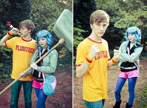 Scott Pilgrim, Ramona Flowers! Scott And Ramona, Pilgrim Costume, Couples Cosplay, Couple Cosplay, Sea Dress, Ramona Flowers, Scott Pilgrim Vs. The World, Cute Couple Halloween Costumes, Matching Costumes