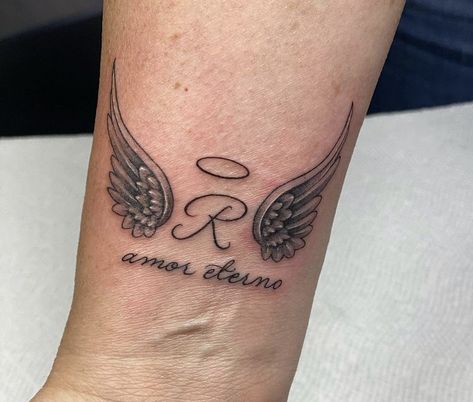 Wing Tattoo Men, Girl Thigh Tattoos, Rose Tattoos For Men, Remembrance Tattoos, Angel Tattoo Designs, Pretty Tattoos For Women, Subtle Tattoos, Wings Tattoo, Feather Tattoos