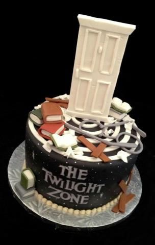 Would LOVE to have this cake made for me :) Twilight Zone Cake, Twilight Zone Birthday Party, Twilight Zone Party, 29th Birthday Cakes, Baking Projects, 5th Dimension, Fun Zone, Photo Zone, The Twilight Zone