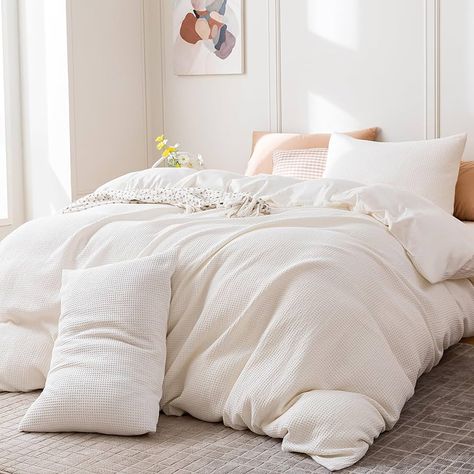 Amazon.com: KAKABELL Duvet Cover Set Queen,100% Cotton Waffle Weave Ivory White Duvet Cover with 2 Pillowcases,Cozy and Breathable Bedding Set for All Season,Comforter Cover with YKK Zipper Closure(90"x90") : Home & Kitchen White Duvet Cover Aesthetic, Waffle Bedding Ideas, How To Make Your Bed Look Fluffy, White Bed Sheets Aesthetic, White Duvet Bedding Ideas, White Waffle Bedding, Comforter Sets Cozy, White Bedding Aesthetic, White Bed Comforter