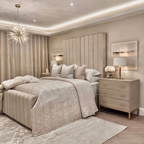 #follow #bedroomdecor #bedroom #lifestyle #homedecor #home #house #homedecorideas #blogging #blogger #blog Penyimpanan Makeup, Room Makeover Bedroom, Upholstered Bed, Room Inspiration Bedroom, Bedroom Inspo, Design Case, Luxurious Bedrooms, New Room, Bed Design