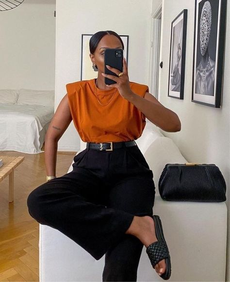 Cute Professional Outfits, Fashionable Work Outfit, Stylish Work Attire, Business Casual Outfits For Work, Moda Chic, Elegante Casual, Looks Street Style, Classy Casual Outfits, Orange Top