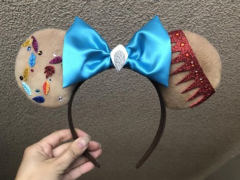 Pocahontas Disneybound, Pocahontas Necklace, Disney Hacks, Mouse Ears Disney, Diy Disney Ears, Disney Ears Headband, Disneyland Ears, Diy Mickey Ears, Red Gems