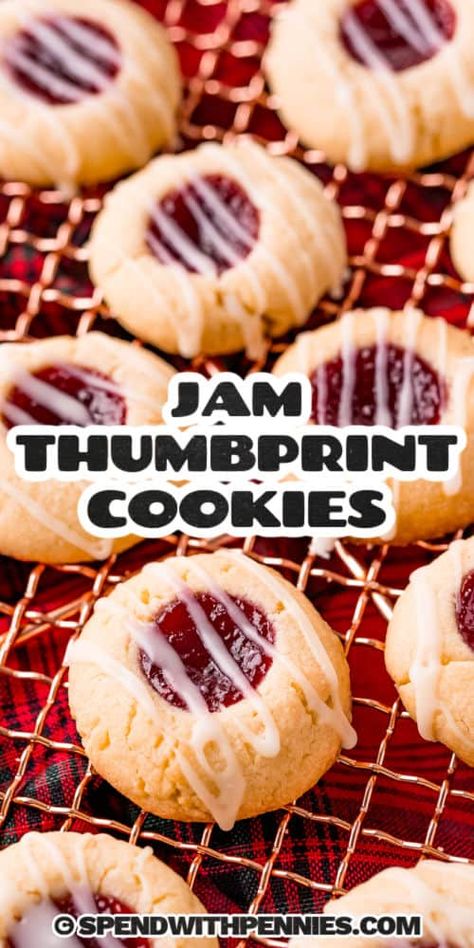 Thumbprint Cookies With Icing, Raspberry Thumbprint, Christmas Cookie Tray, Make Jam, Jam Thumbprint Cookies, Traditional Christmas Cookies, Recipe Cookies, Christmas Candies, Thumbprint Cookies Recipe