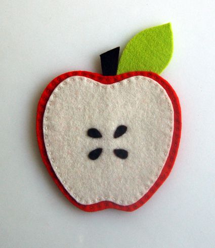 Autumn Coasters, Felt Apples, Apple Coaster, Felt Apple, Felt Fruit, Felt Shapes, Apple Bite, Baby Mobil, Purl Bee