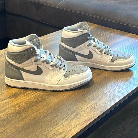 No Box; Never Worn Shoes Jordan 1, Jordan Grey, Shoes Jordan, Jordans For Men, Jordan 1 Retro High, Jordan 1 Retro, Jordan Shoes, Jordan 1, Gray White