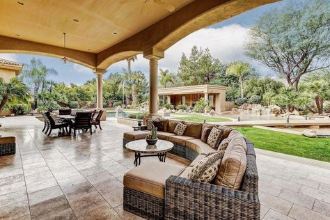 Million dollar landscaping. Head And Shoulders, Outside Living, Exotic Places, Paradise Valley, Million Dollar, Gardening Tips, Outdoor Spaces, Mansion, Outdoor Gardens