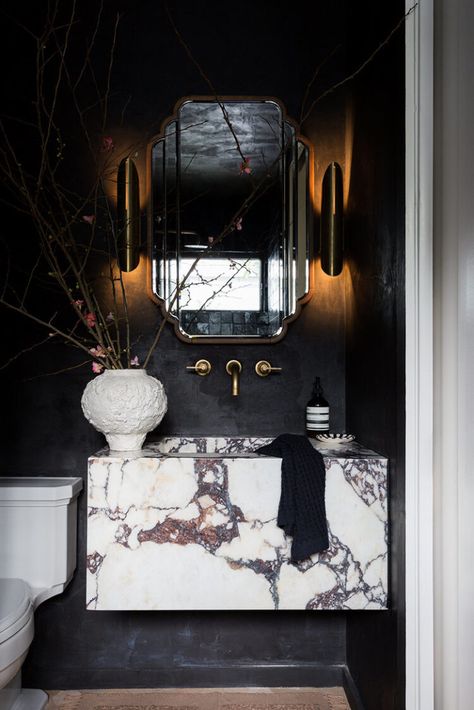 Interior Design With Raw Beauty And Soul - Decoholic Moody Powder Room, Marble Bathroom Sink, Moody Bathroom, Powder Room Sink, Powder Bathroom, Camino Real, Washroom Design, Bad Inspiration, Floor Bathroom