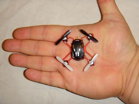 Estes claims the Proto X one of the lightest quadcopters in the world with a weight of 0.4... Bailey Brownies, Spy Drone, Micro Drone, Drone Business, Small Drones, Drone For Sale, Aerial Photography Drone, Drones Concept, Drone Design