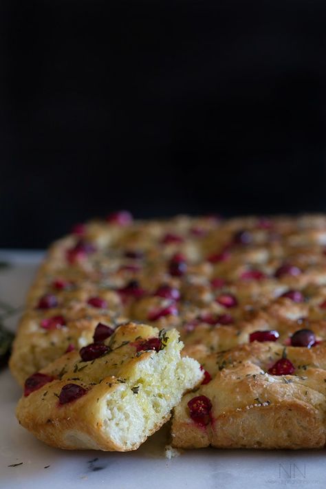 This cranberry rosemary focaccia is easily made from a fresh yeast dough and topped with lots of chopped rosemary, fresh tart cranberries, and a sprinkling of kosher salt. Cranberry Focaccia, Cranberries Recipes, Fresh Herb Recipes, Fresh Yeast, Foccacia Bread, Rosemary Focaccia, Rosemary Herb, Fantastic Recipes, Yeast Dough